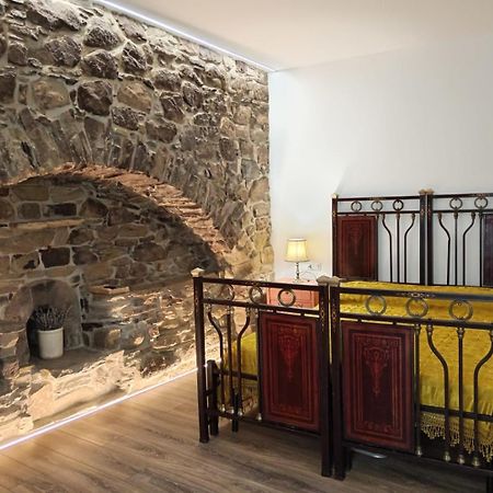 Il Glicine Bed & Breakfast Castelmezzano Eksteriør bilde